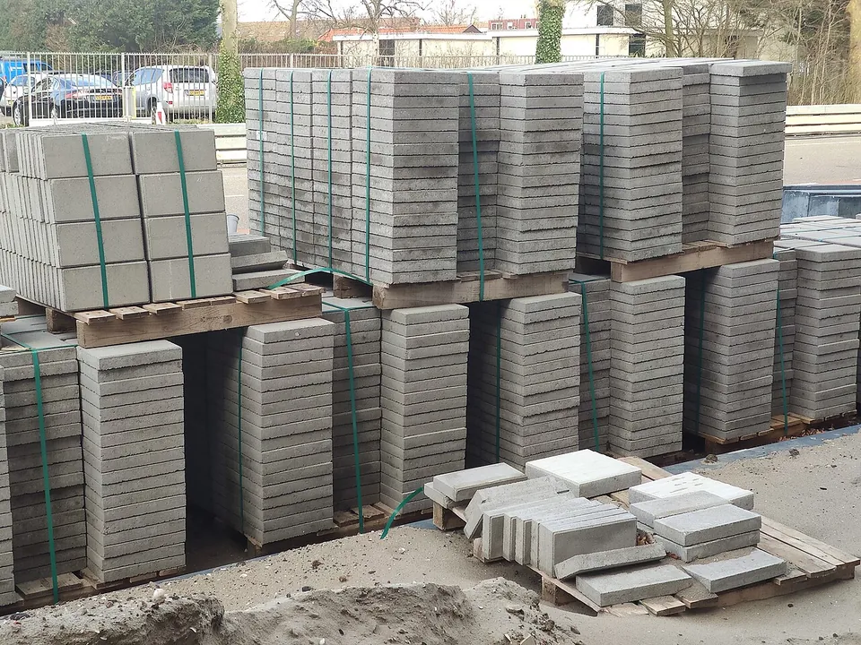 Çim Taşı — gerçek paletli beton karo ve plak taşı stoku
